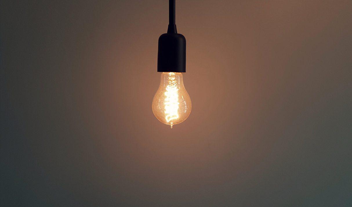 Helder design met designlampen