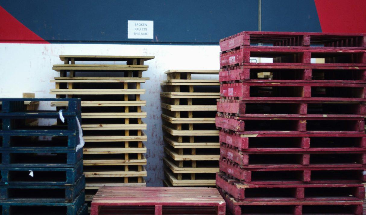 Hoe milieuvriendelijke pallets bijdragen aan een duurzame logistiek