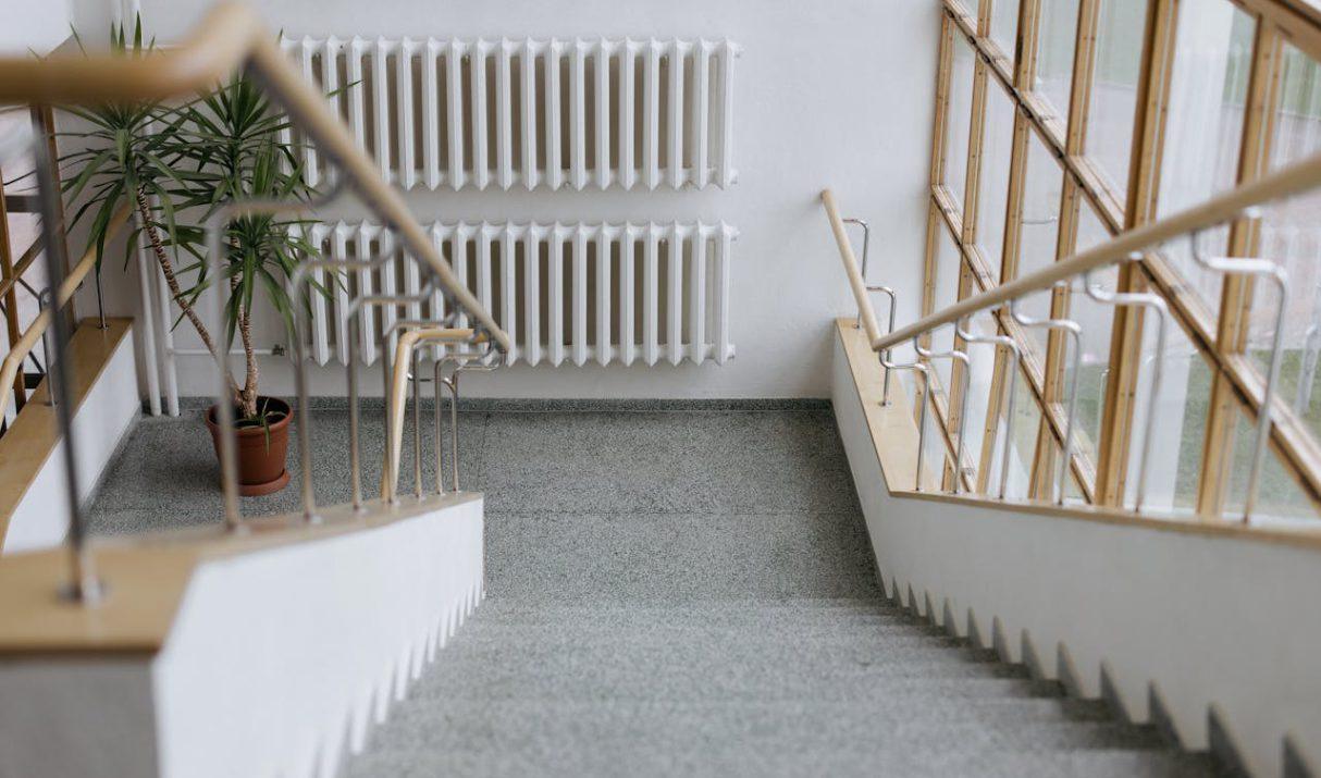Zo kies je een aannemer voor het optoppen van je woning