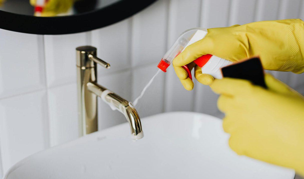 Dit doet een schoonmaker allemaal op een gemiddelde werkdag